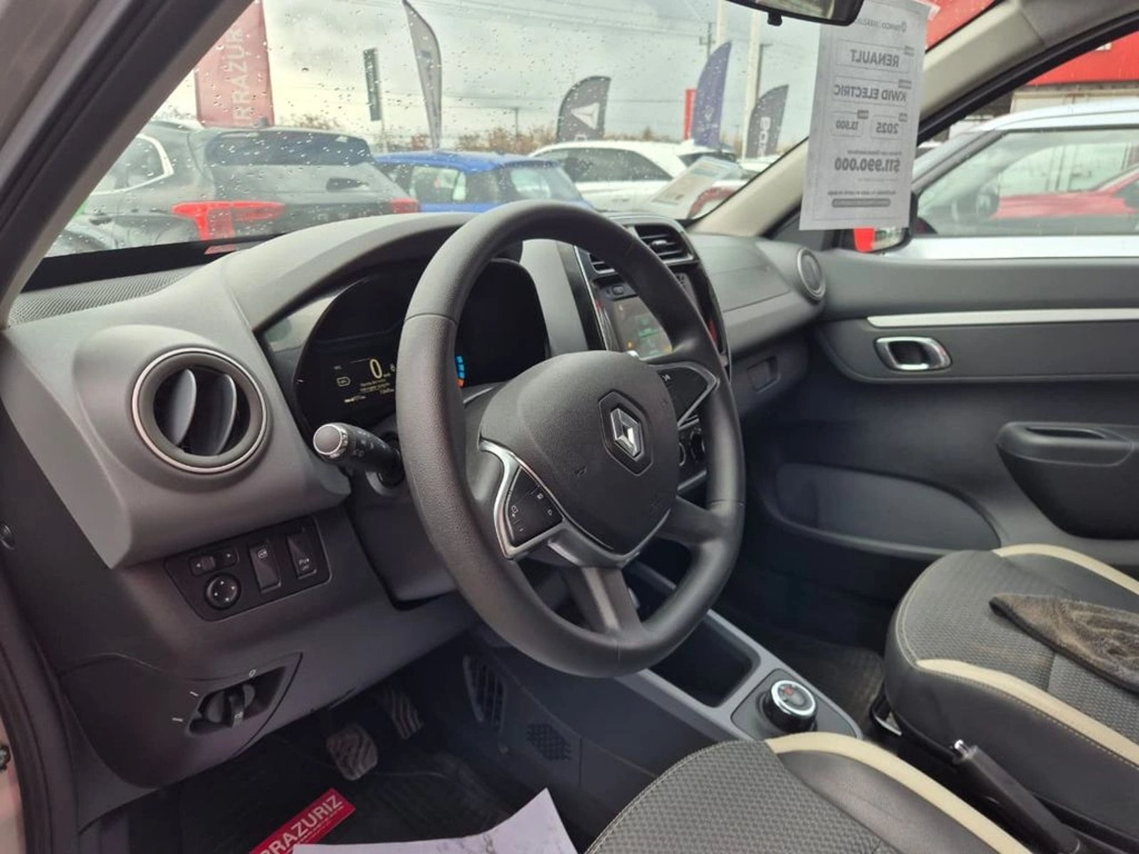Renault KWID 0.0 E-TECH INTENS AT ELECTRICO 2025 - Imagen 8 de 16
