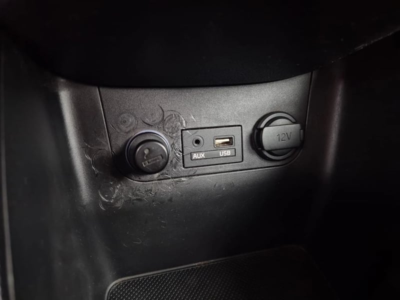 Kia MORNING 1.2 EX DH AC DAB MT 4X2 2016 - Imagen 19 de 20