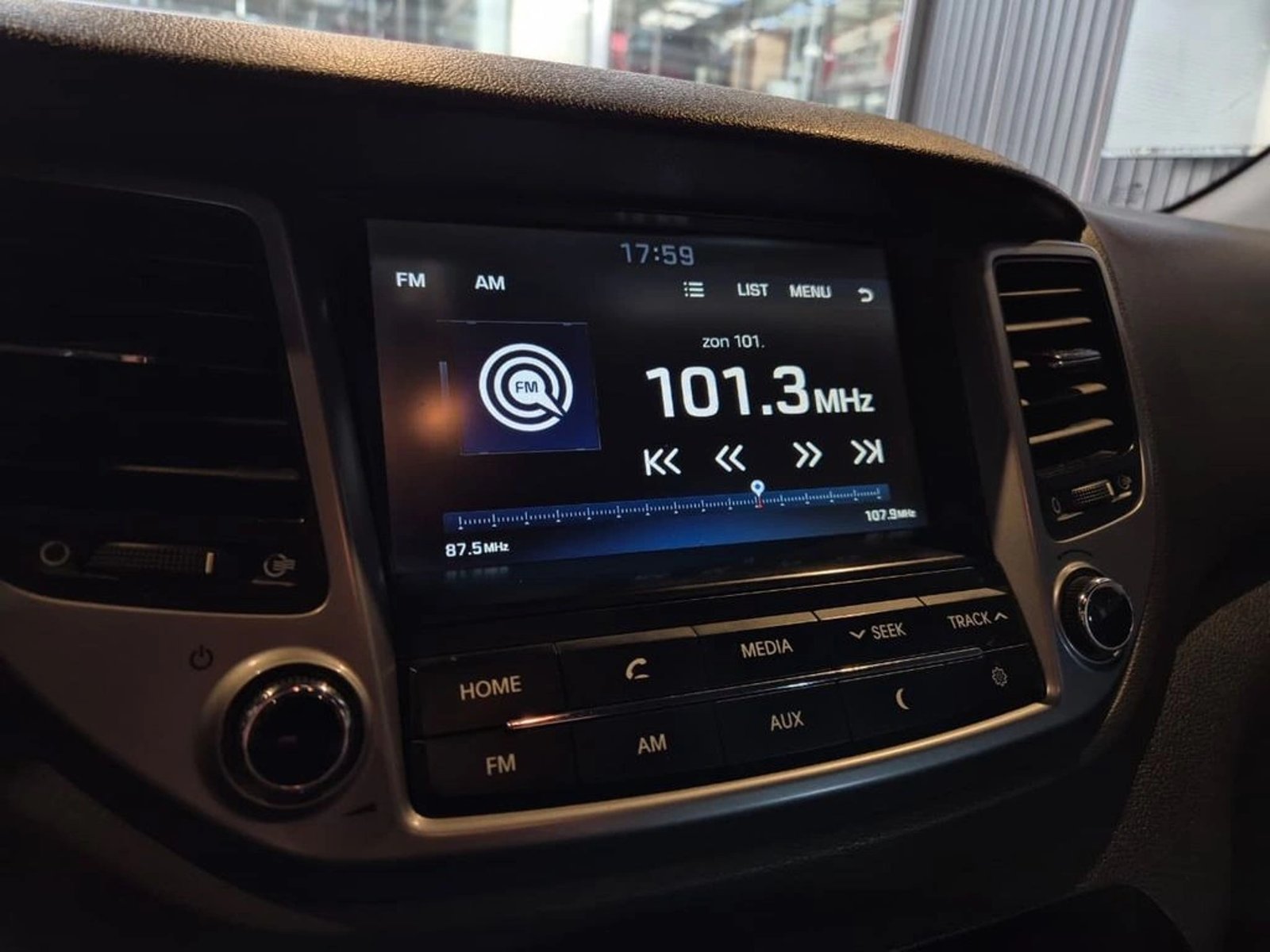 HYUNDAI TUCSON 2.0 ADVANCE 2WD DIESEL GL AT 5P 2019 - Imagen 11 de 19