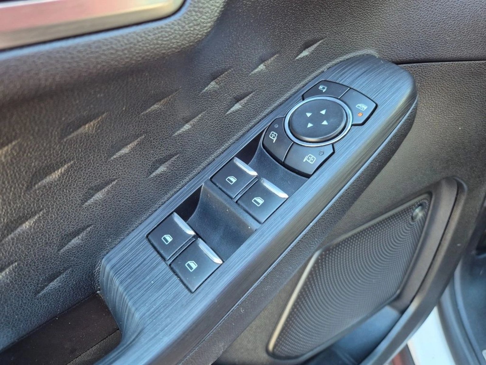 Ford ESCAPE 2.0 TITANIUM ECOBOOST AT 4X4 2021 - Imagen 17 de 20