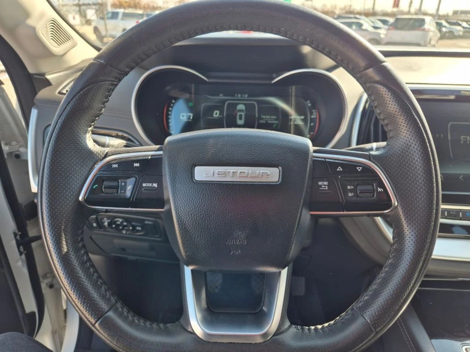 Jetour X70 1.5T GLS 4X2 MT 5P 2024 - Imagen 18 de 20