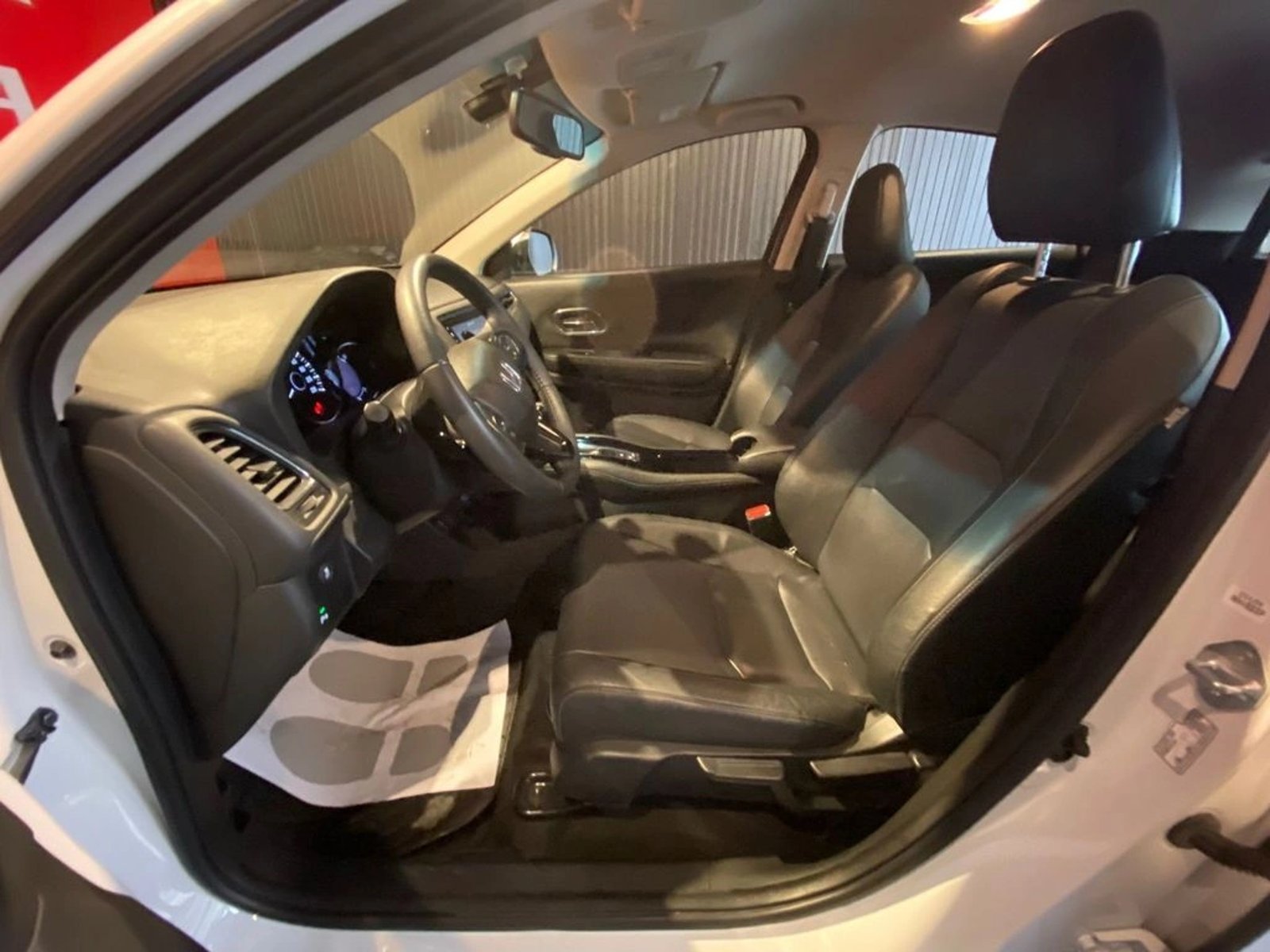 HONDA HR-V 1.8 EXS AT 2022 - Imagen 15 de 16