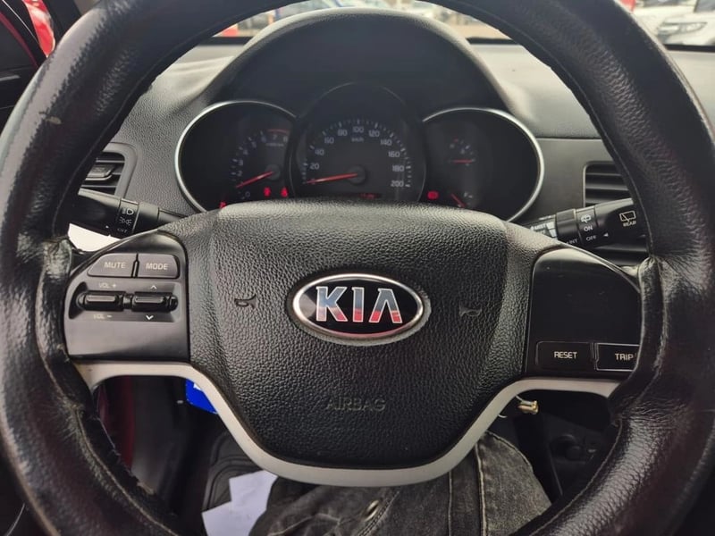 Kia MORNING 1.2 EX DH AC DAB MT 4X2 2016 - Imagen 15 de 20