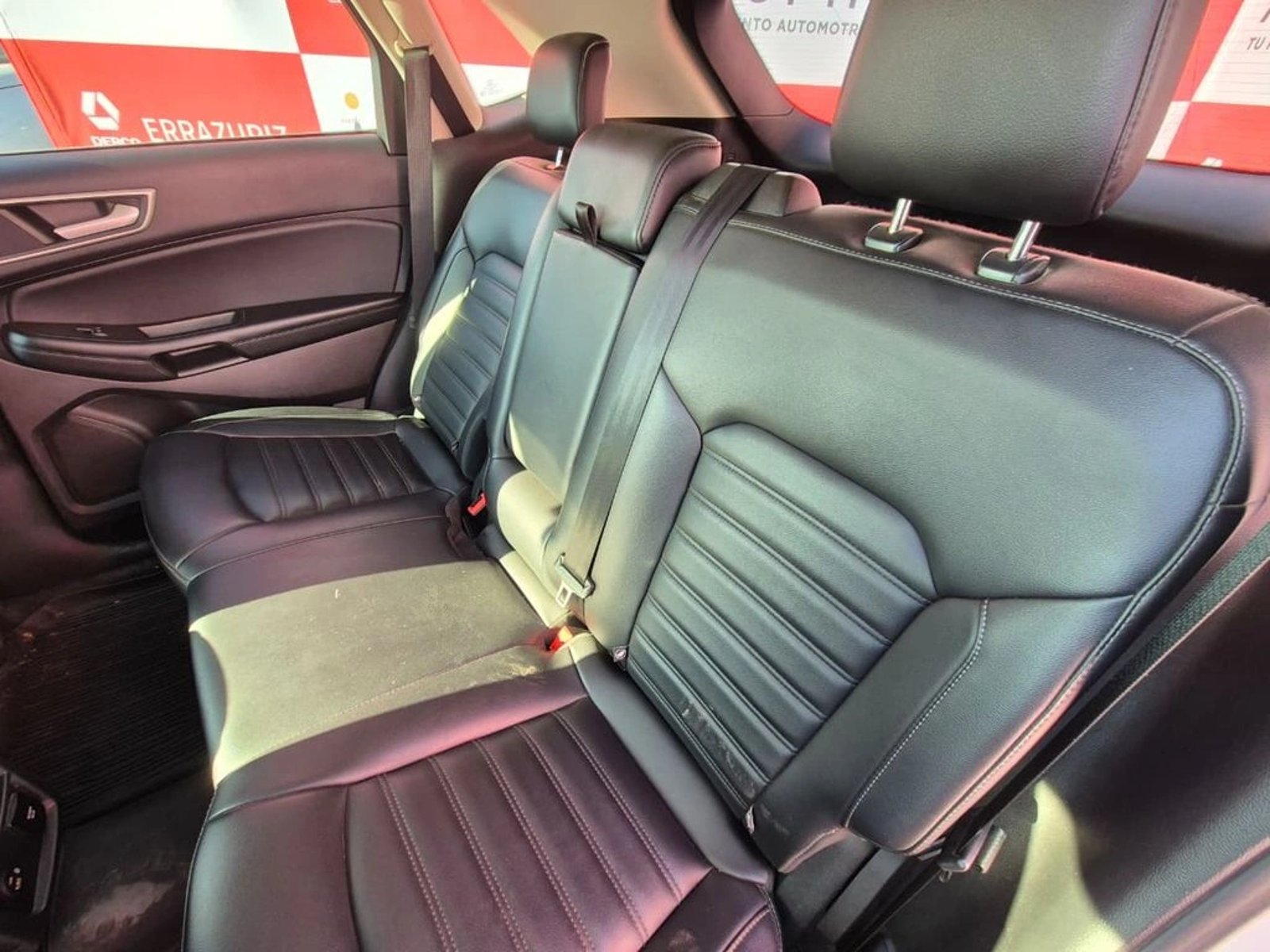 Ford EDGE 2.0 SEL ECOBOOST AWD AT 5P 2023 - Imagen 13 de 17