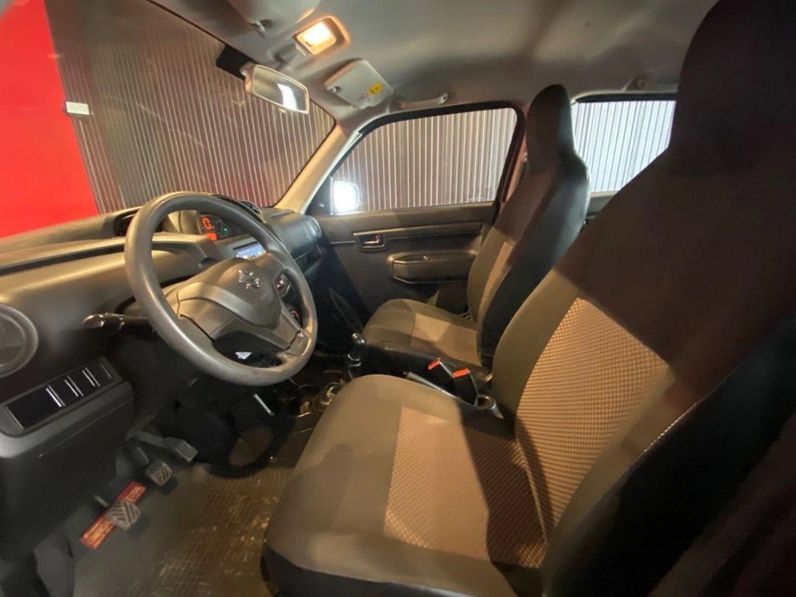 SUZUKI S-PRESSO 1.0 GLX 4X2 MT 5P 2021 - Imagen 9 de 15