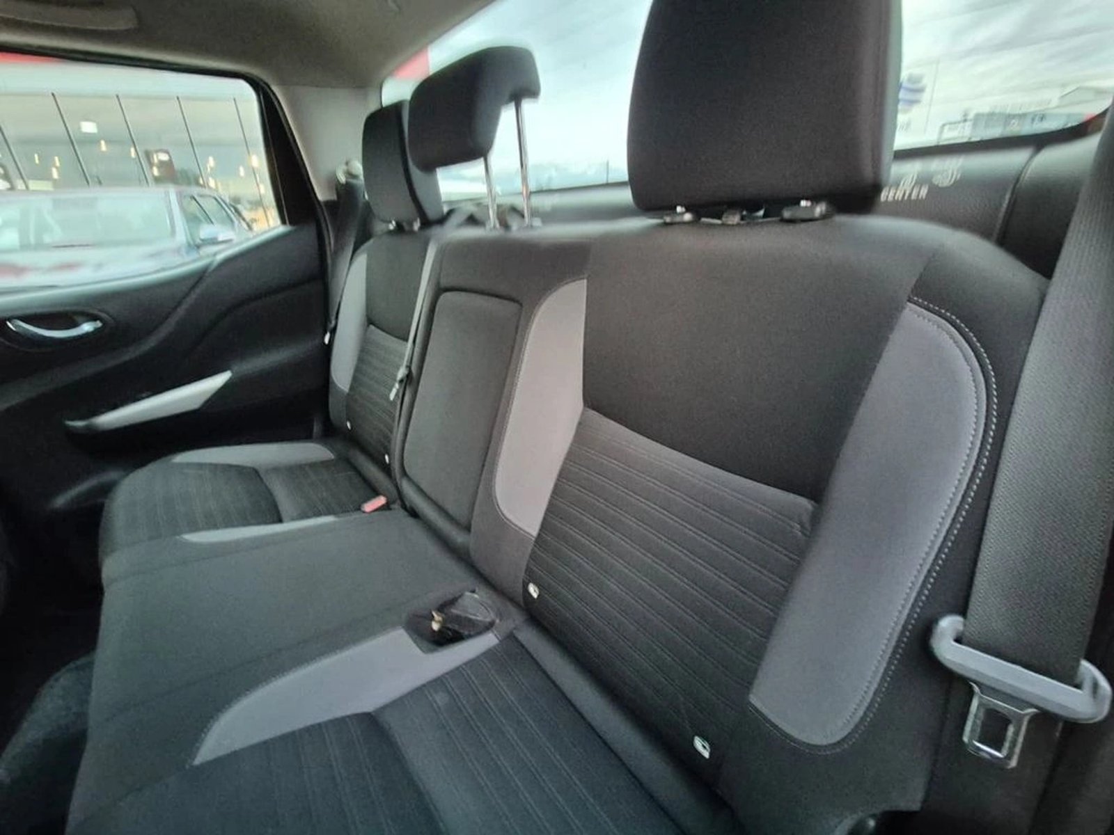 Nissan NAVARA 2.3D XE DIESEL 4X4 DOB.CAB. AT 4P 2021 - Imagen 17 de 20