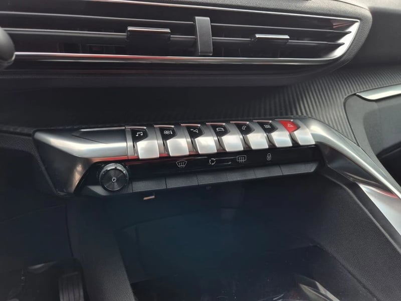 Peugeot 3008 1.5 ACTIVE BLUEHDI 130 MT 2022 - Imagen 13 de 20