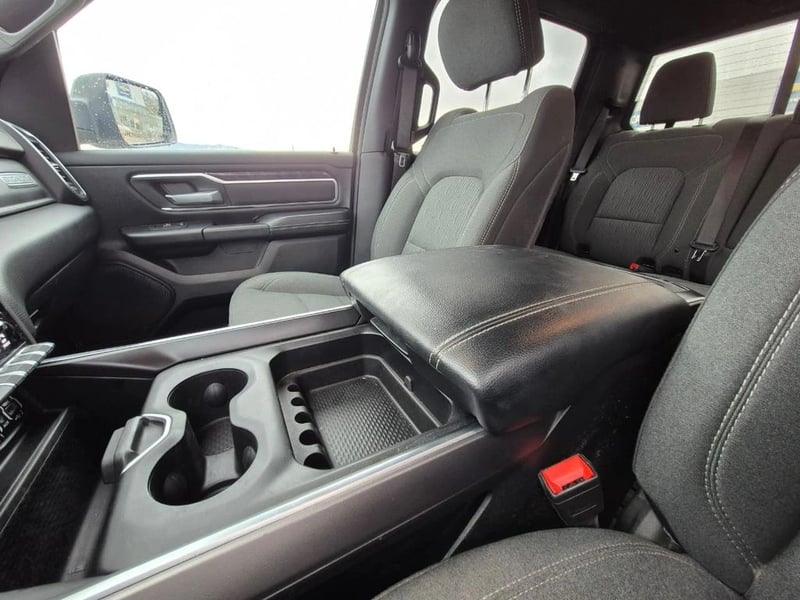RAM 1500 BIG HORN 4X4 AT 2024 - Imagen 16 de 20