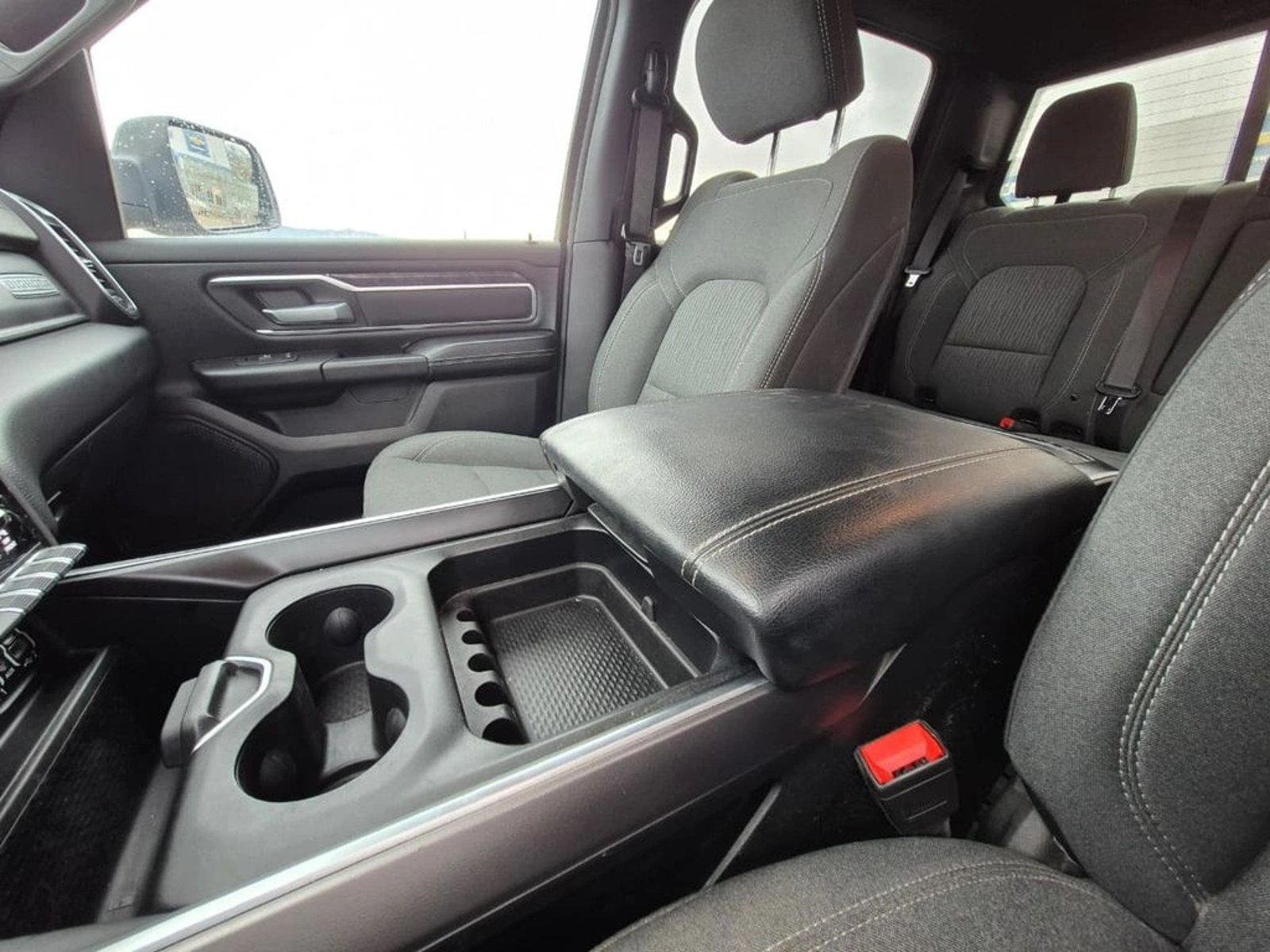 RAM 1500 BIG HORN 4X4 AT 2024 - Imagen 16 de 20