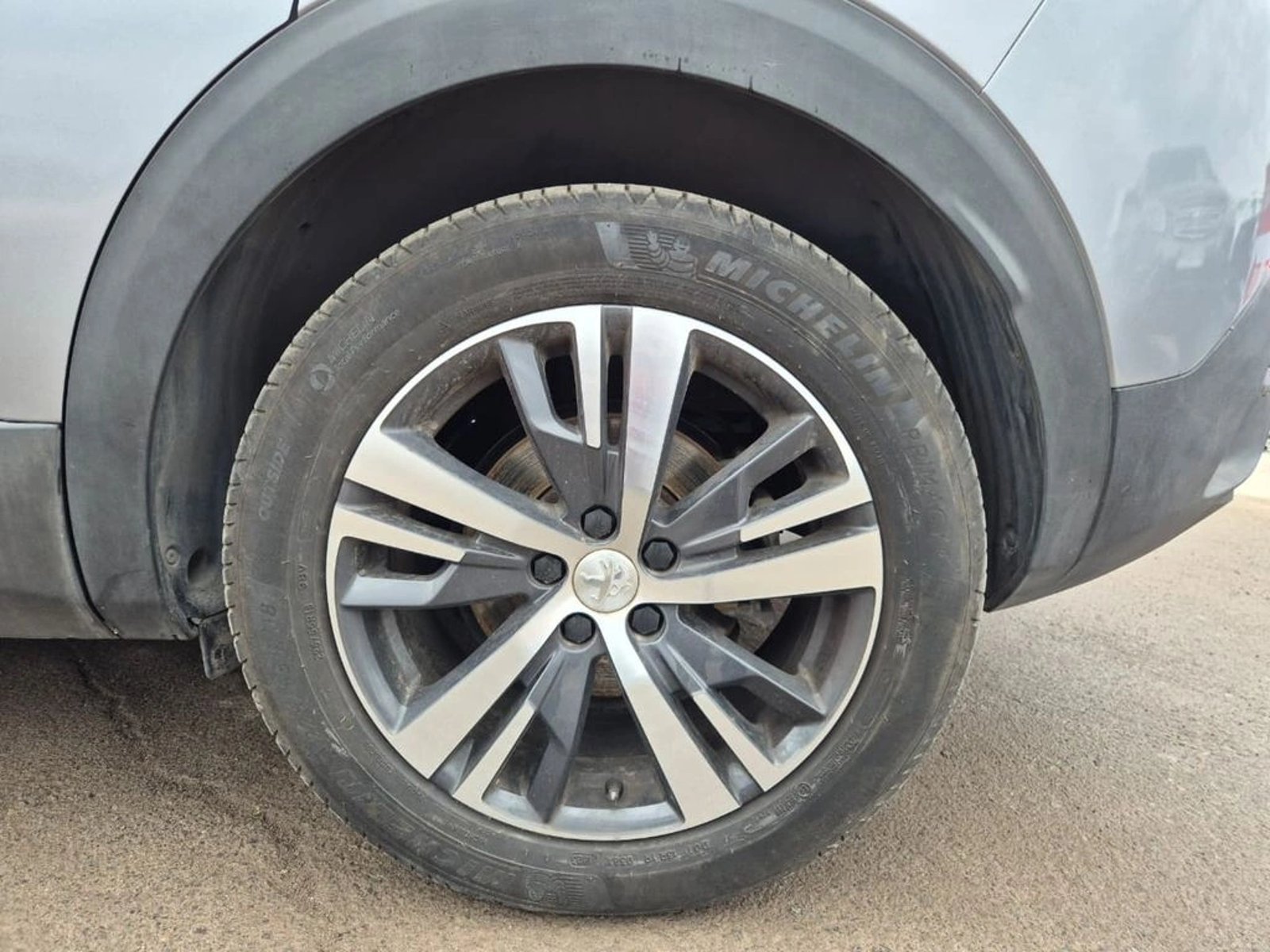 Peugeot 3008 1.5 ACTIVE BLUEHDI 130 MT 2022 - Imagen 8 de 20
