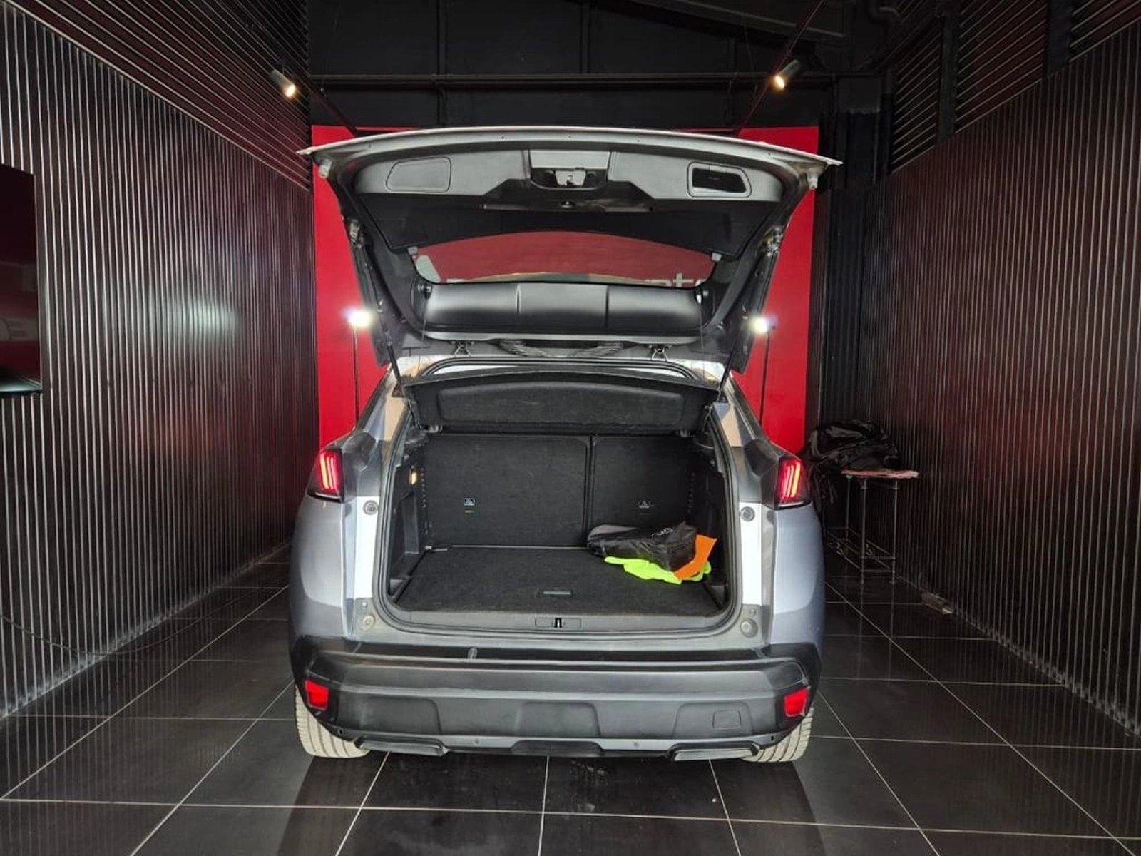 PEUGEOT 3008 1.5 ACTIVE BLUEHDI 130 MT 2022 - Imagen 6 de 20