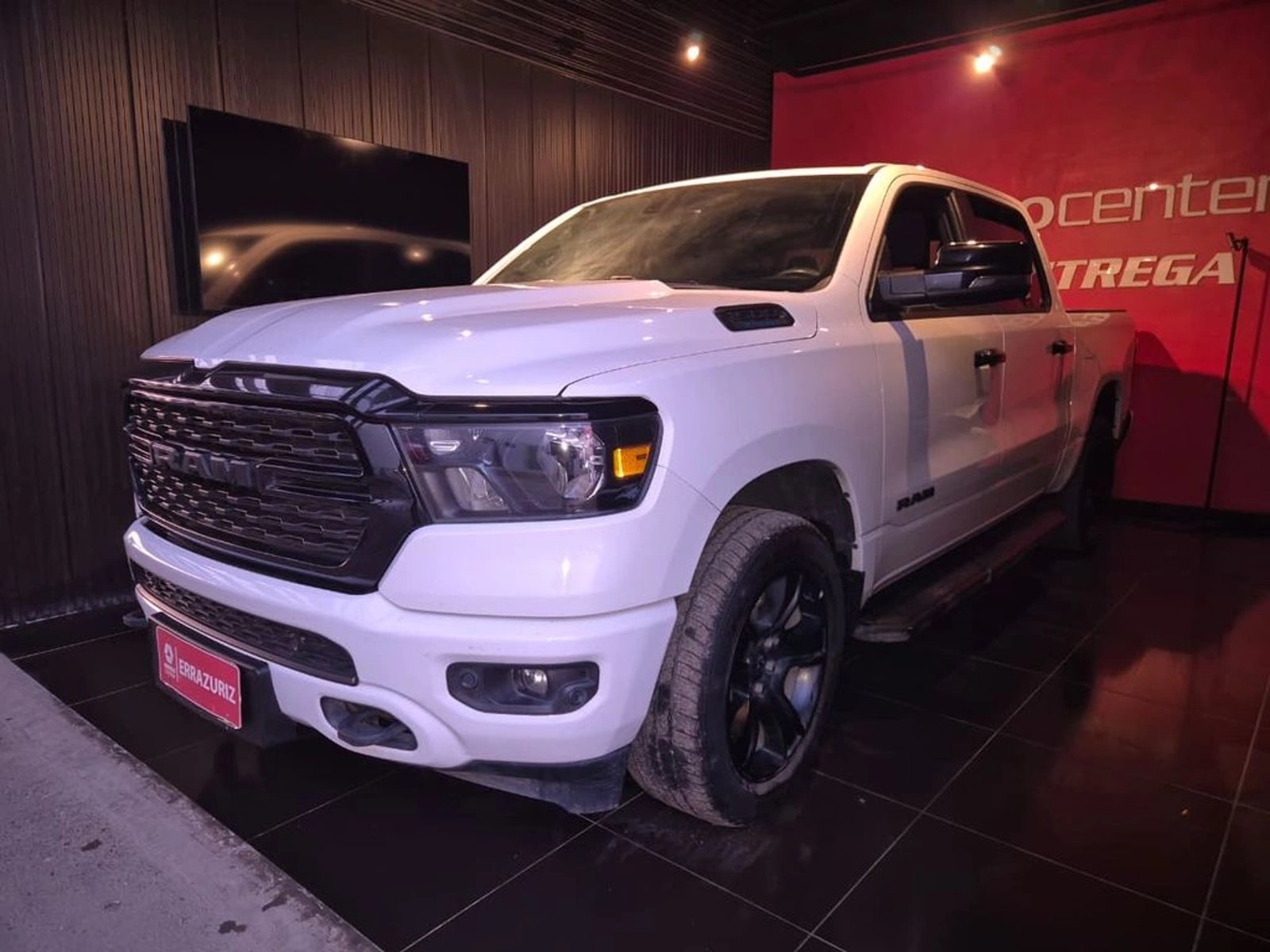 RAM 1500 BIG HORN 4X4 AT 2024 - Imagen 3 de 19