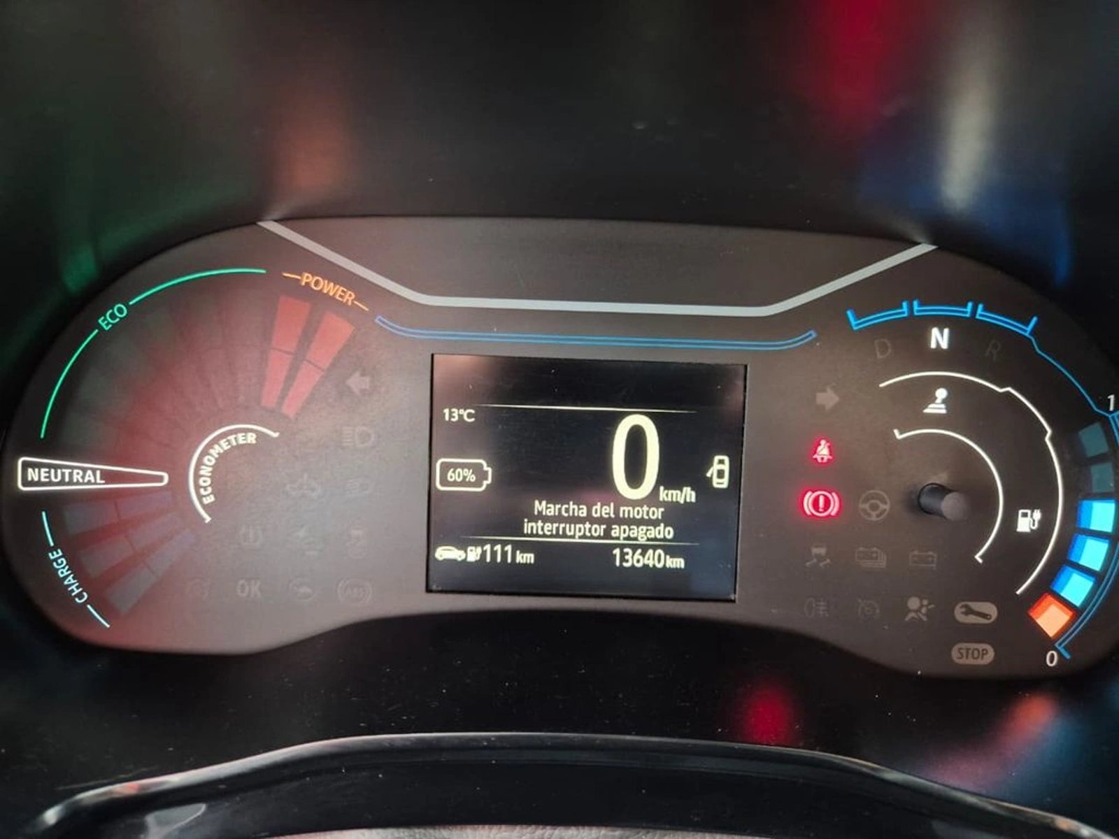 Renault KWID 0.0 E-TECH INTENS AT ELECTRICO 2025 - Imagen 13 de 16