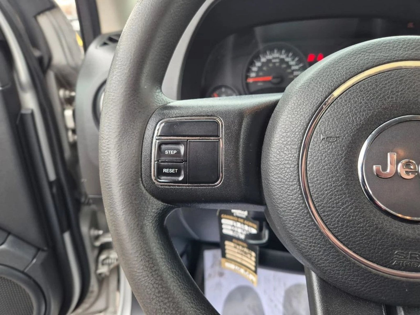 Jeep COMPASS 2.4 SPORT T 4X2 5P 2013 - Imagen 16 de 19
