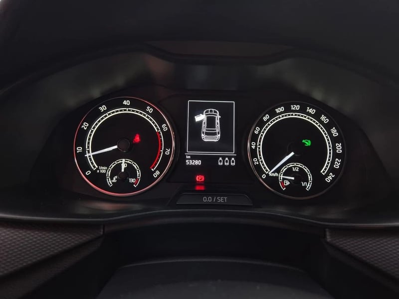 Skoda KAMIQ 1.5 TSI AMBITION AT 2022 - Imagen 16 de 19