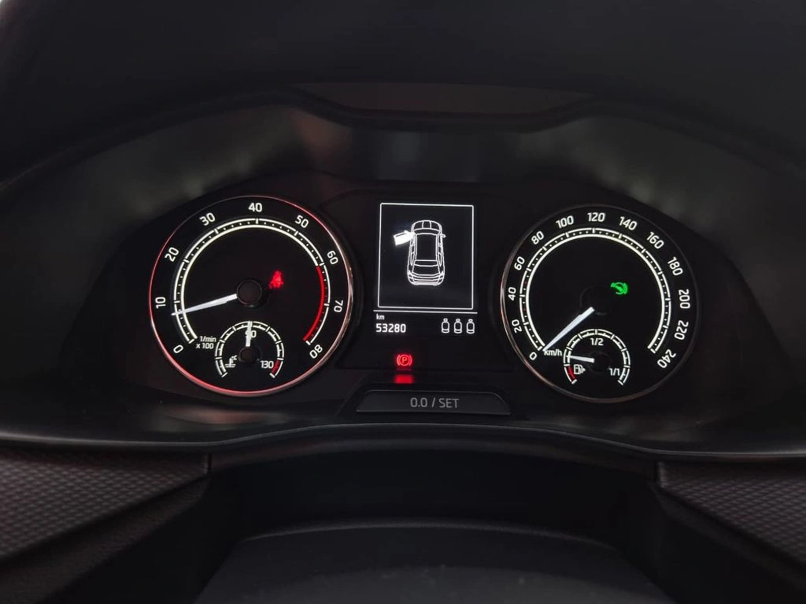 Skoda KAMIQ 1.5 TSI AMBITION AT 2022 - Imagen 16 de 19