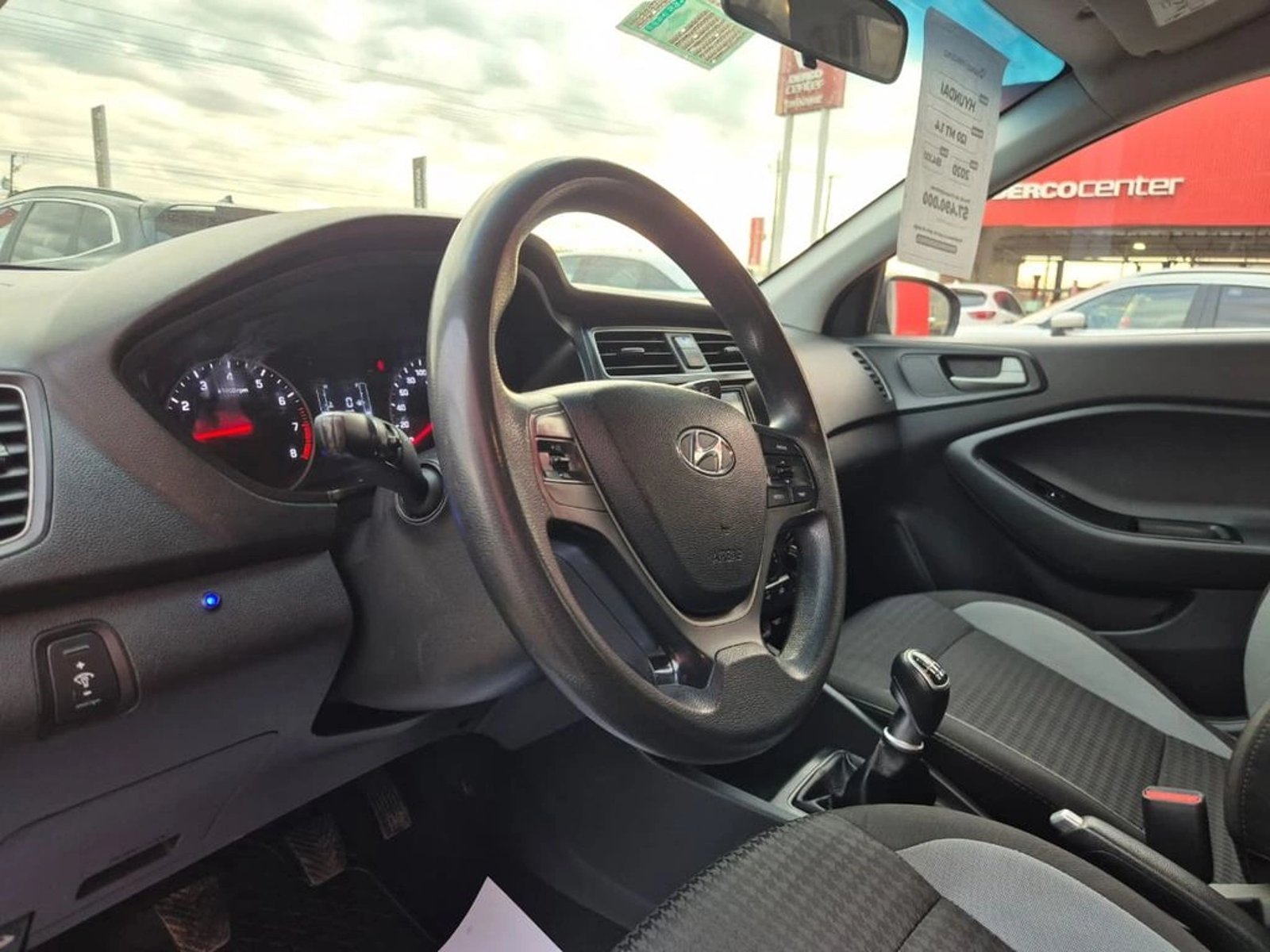 Hyundai I20 1.4 PLUS MT 2020 - Imagen 8 de 17