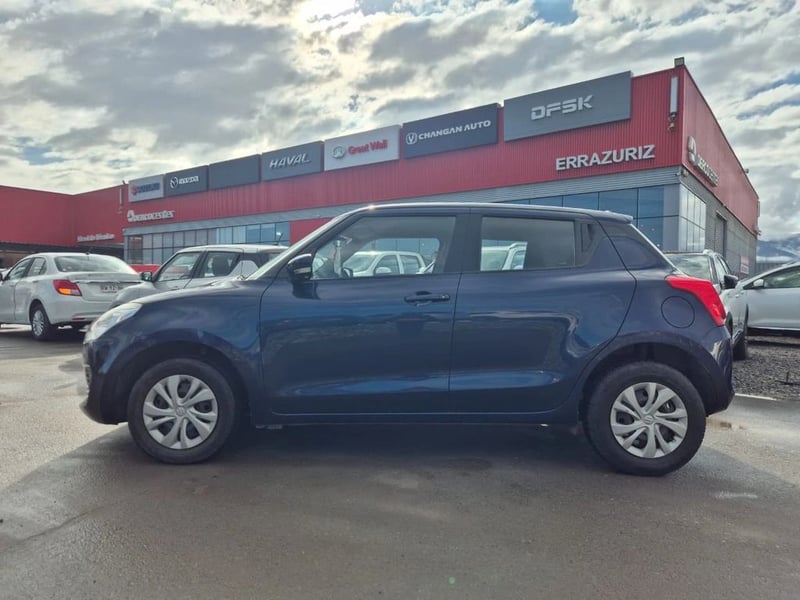 Suzuki SWIFT 1.2 GL MT 2023 - Imagen 7 de 17