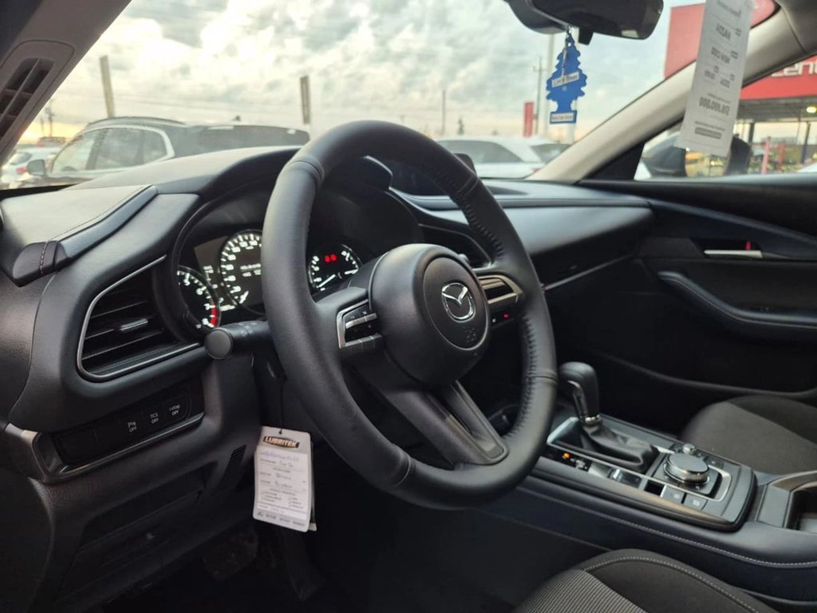Mazda CX-30 2.0 AT 2024 - Imagen 17 de 19