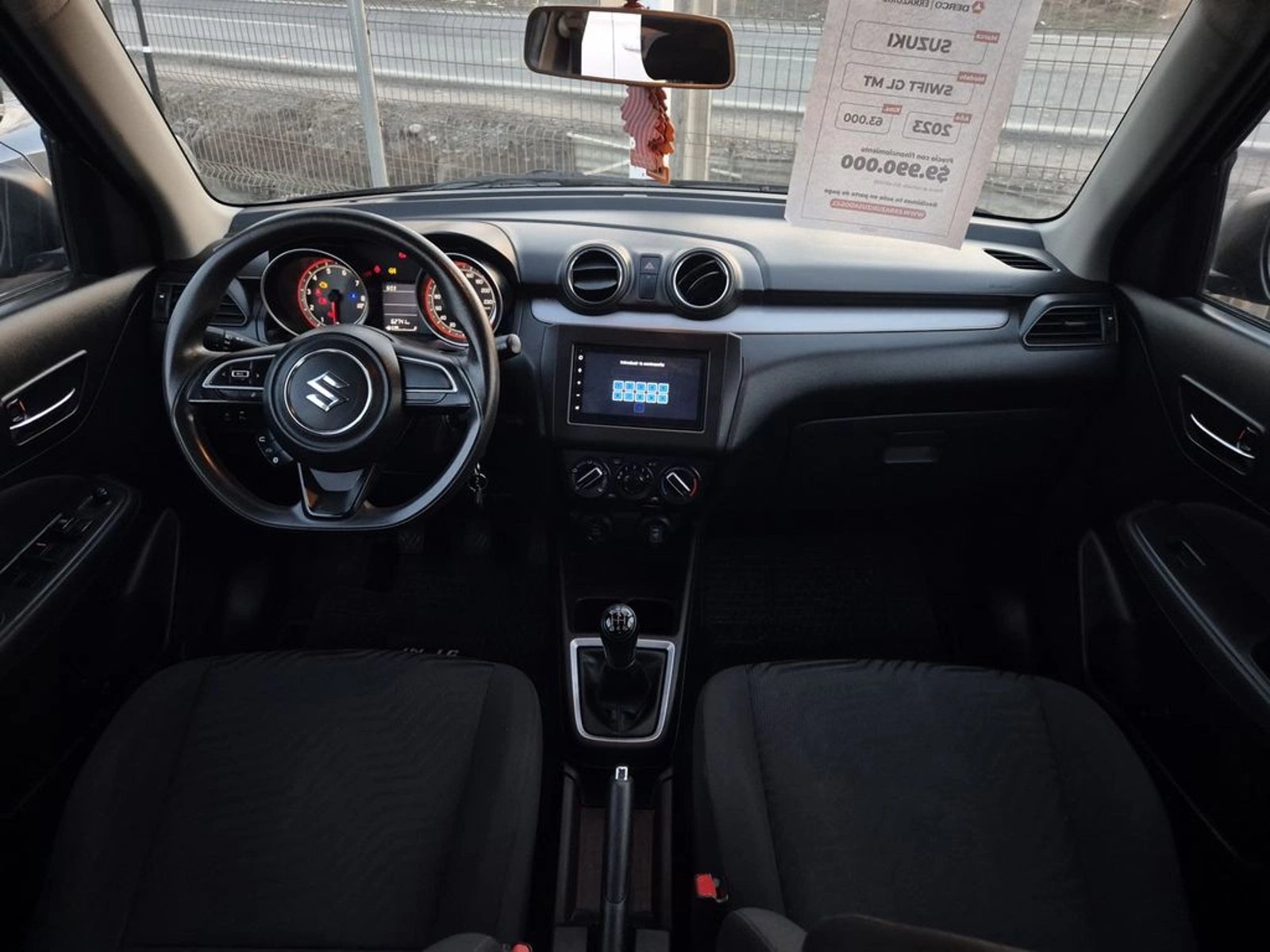 Suzuki SWIFT 1.2 GL MT 2023 - Imagen 9 de 18