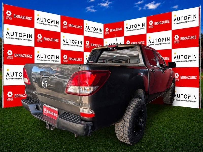 Mazda BT-50 2.2 DC SDX MT 4X4 2021 - Imagen 4 de 17