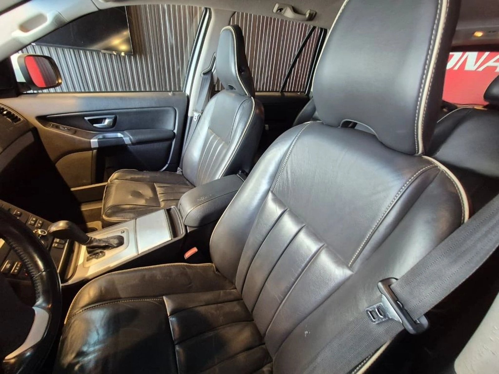 VOLVO XC90 D5 AWD 2014 - Imagen 15 de 18