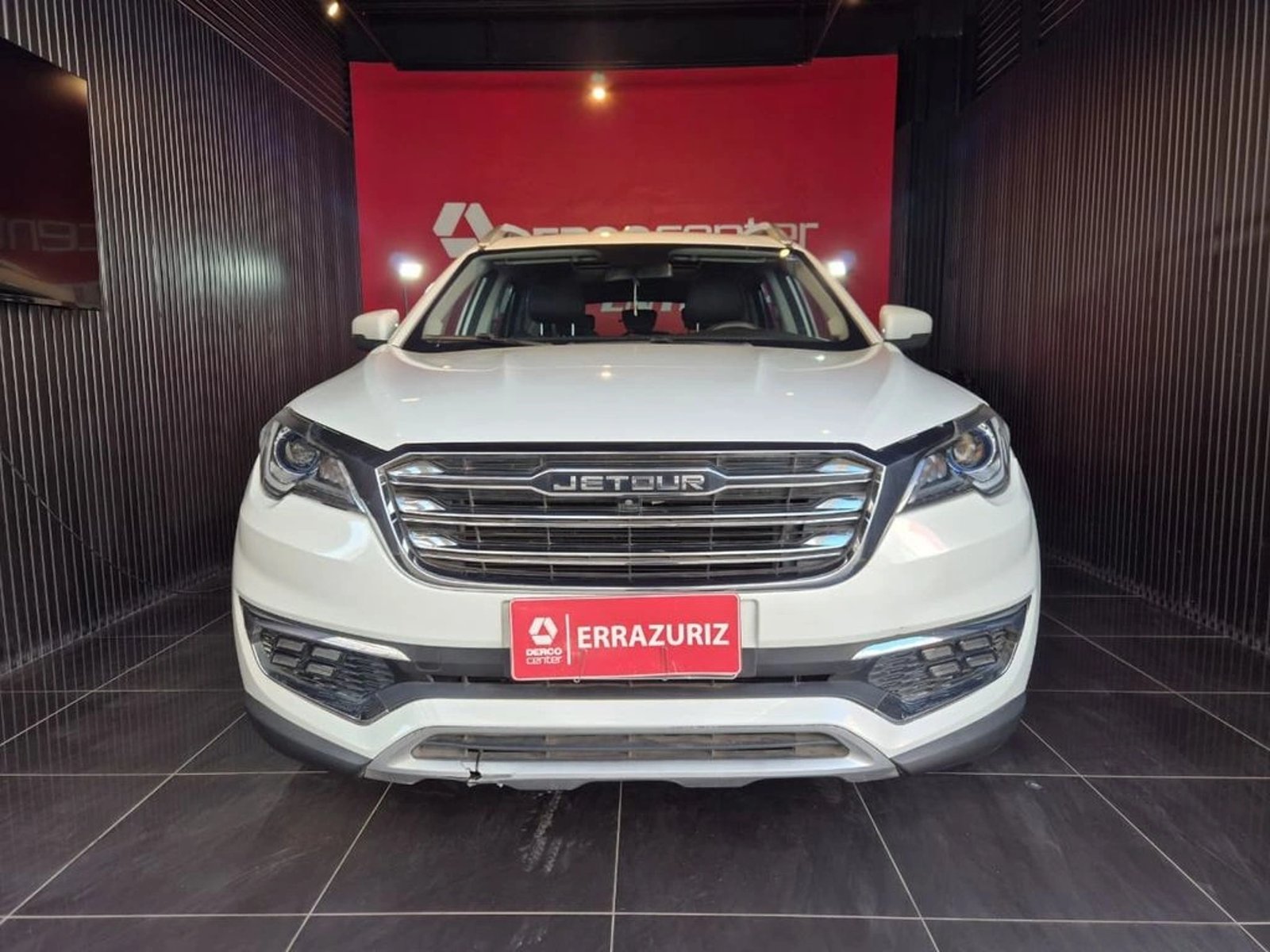 Jetour X70 1.5T GLS 4X2 MT 5P 2024 - Foto 2 de 20