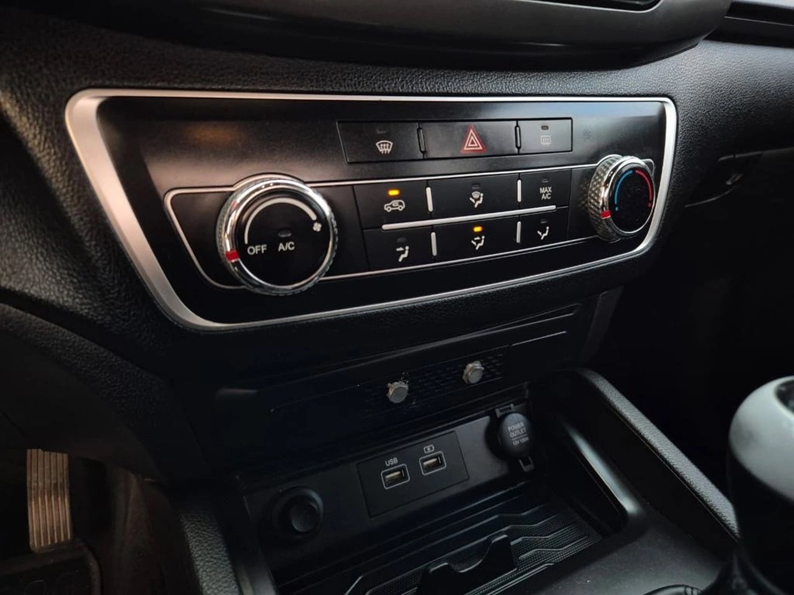 SsangYong GRAND MUSSO 2.2 GRAND GLX TD DIESEL 4WD MT6 4P 2023 - Imagen 7 de 18