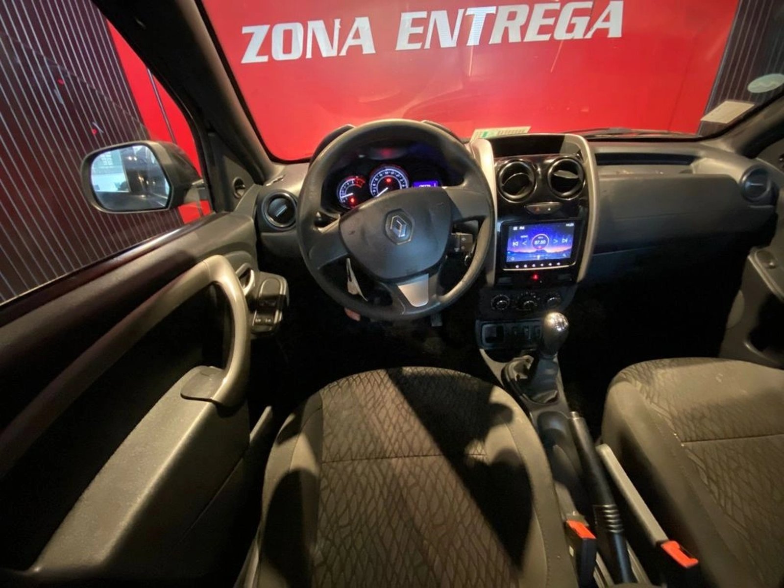 Renault Oroch 1.6 ZEN CD MT 2019 - Imagen 11 de 18