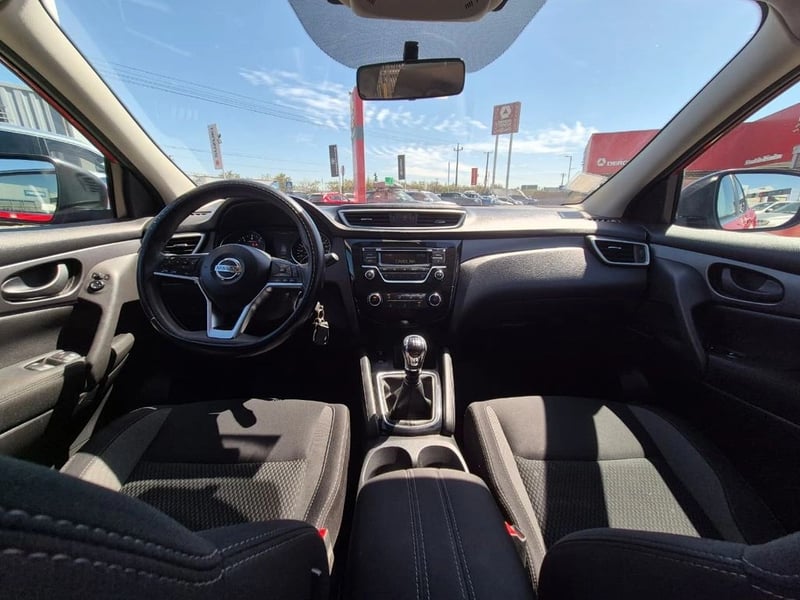 Nissan QASHQAI 2.0 ADVANCE MT 4X2 2020 - Imagen 14 de 20