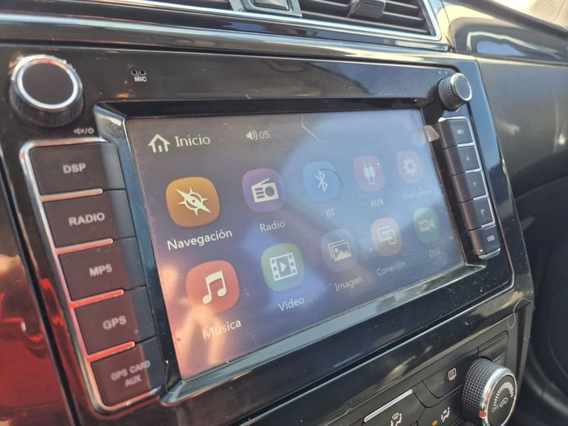 DFSK 580 1.8 COMFORT 4X2 MT 5P 2018 - Imagen 11 de 20