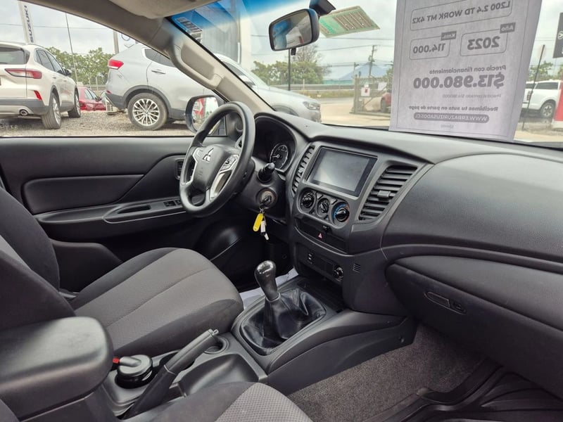 Mitsubishi L200 2.4 TD WORK CR WF MT 4X2 2023 - Imagen 20 de 20