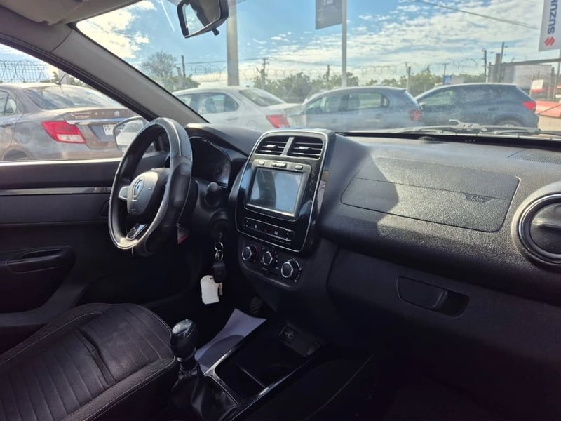 Renault KWID 1.0 HB INTENS MT 4X2 2022 - Imagen 9 de 20