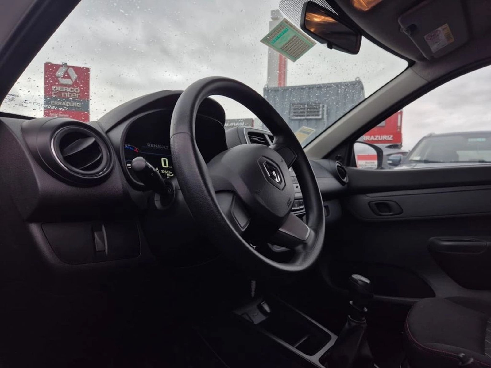 Renault KWID 1.0 HB INTENS MT 2024 - Imagen 7 de 14