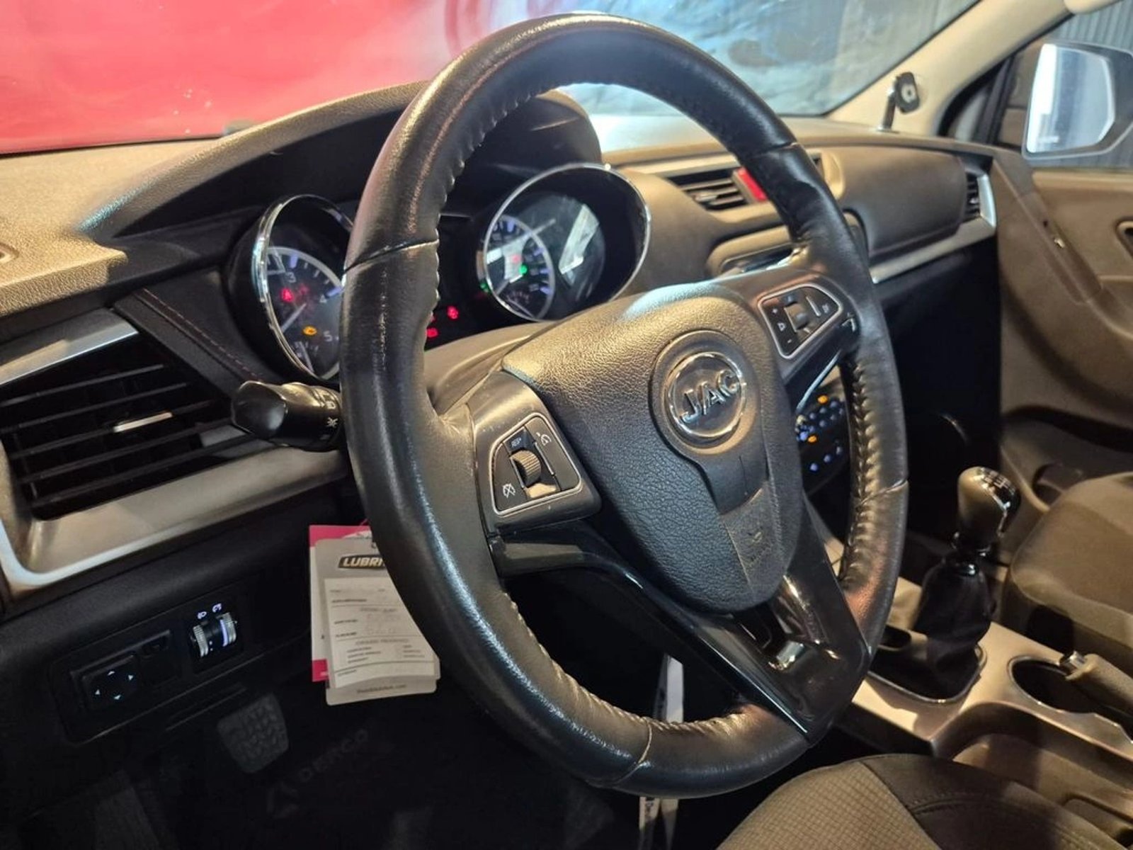 JAC T8 2.0 COMFORT 4X4 DIESEL MT 4P 2022 - Imagen 12 de 16