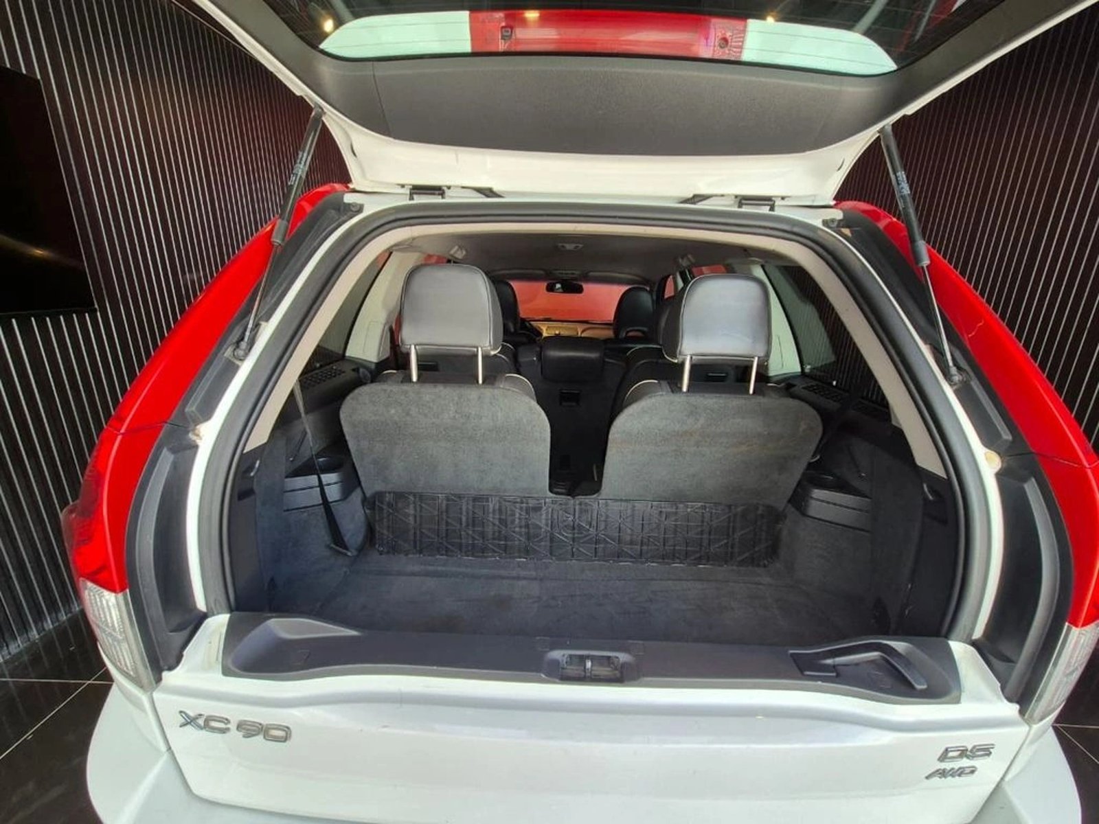 VOLVO XC90 D5 AWD 2014 - Imagen 6 de 18