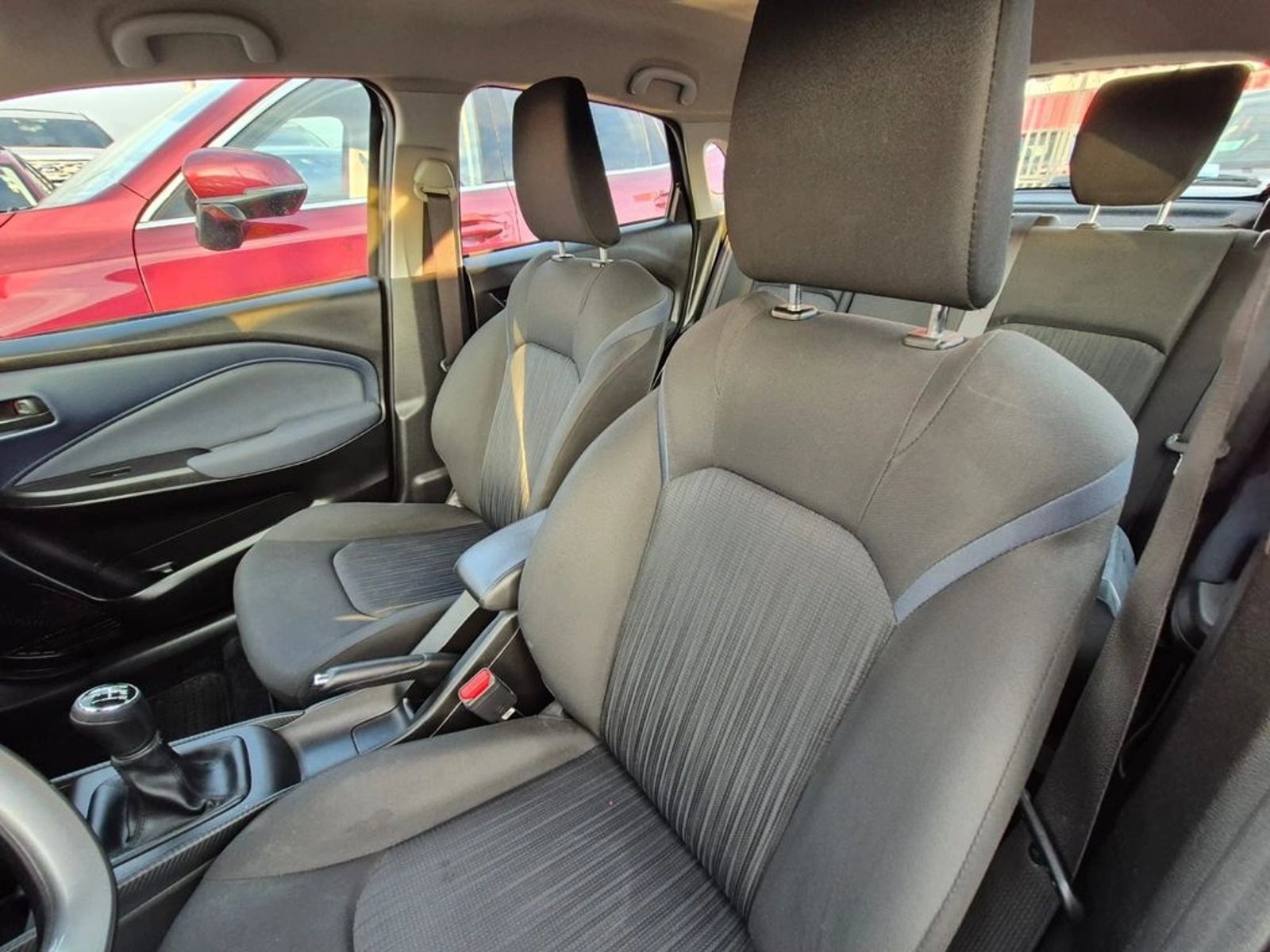 Suzuki BALENO 1.5 GLS MT 2024 - Imagen 12 de 17