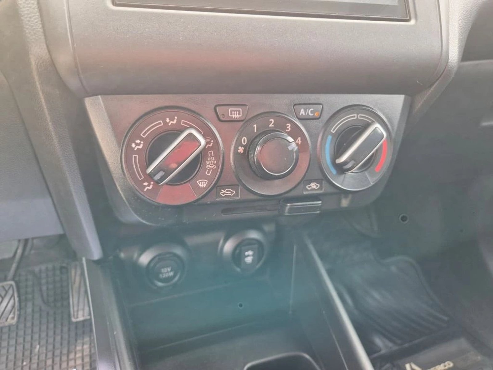 Suzuki DZIRE 1.2 GL 4X2 MT 4P 2021 - Imagen 15 de 20