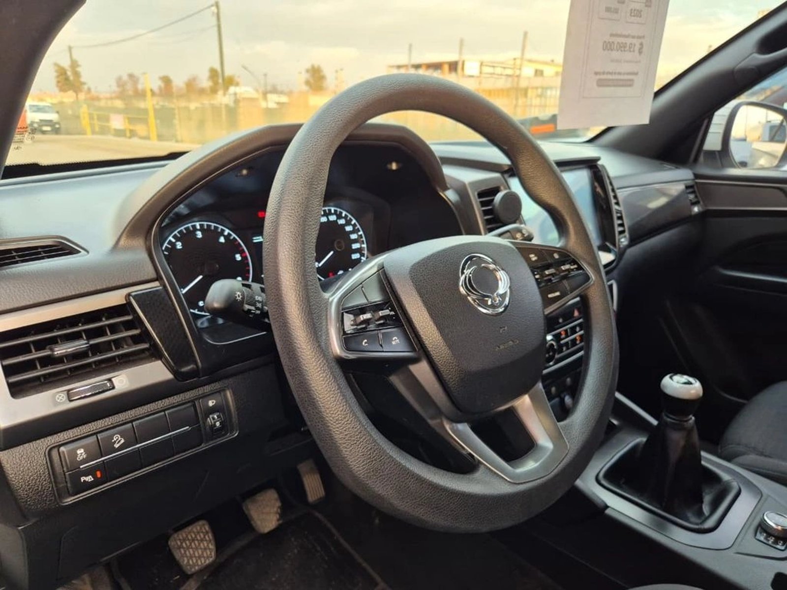 SsangYong GRAND MUSSO 2.2 GRAND GLX TD DIESEL 4WD MT6 4P 2023 - Imagen 8 de 18