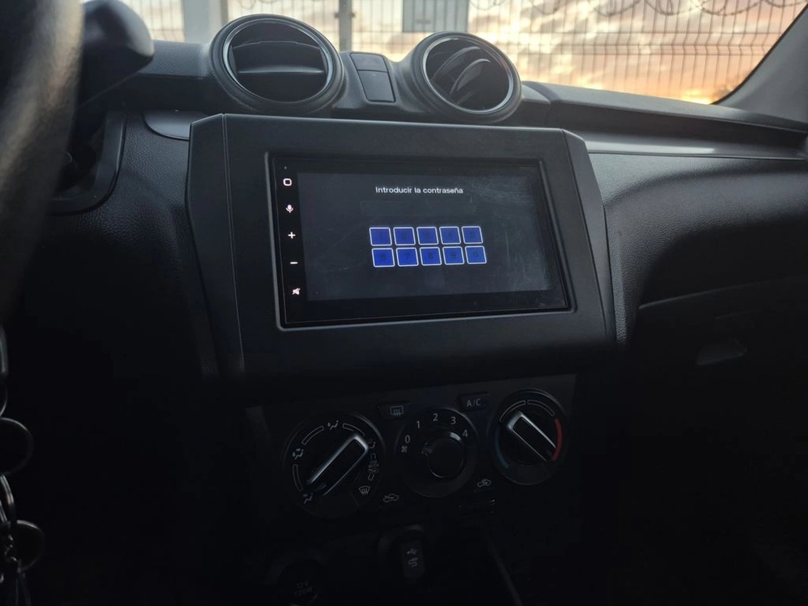 Suzuki SWIFT 1.2 GL MT 2023 - Imagen 14 de 18