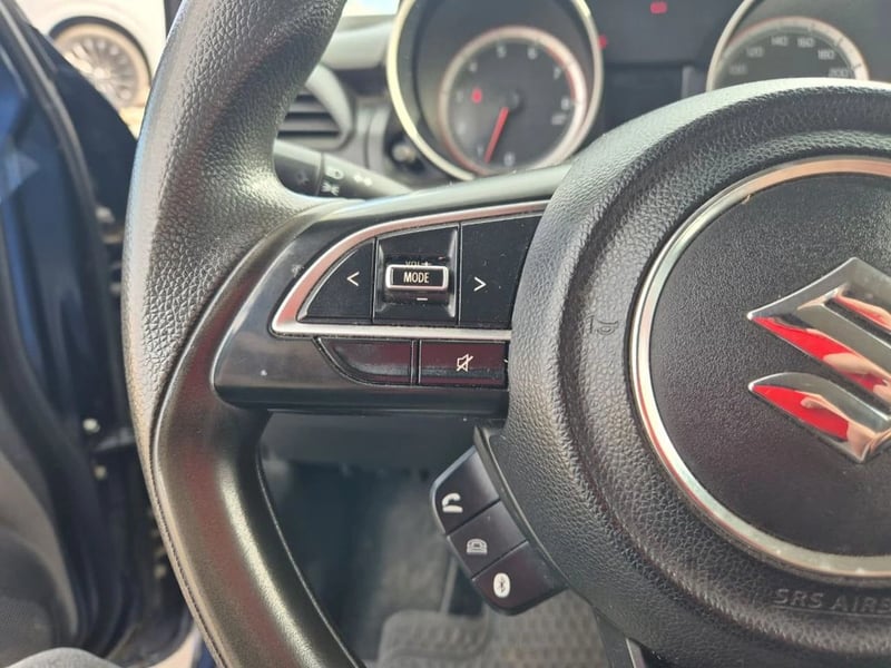 Suzuki SWIFT 1.2 GL MT 2023 - Imagen 14 de 17