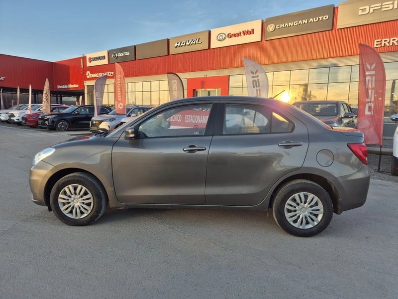 Suzuki DZIRE 1.2 GL 4X2 MT 4P 2021 - Imagen 8 de 20