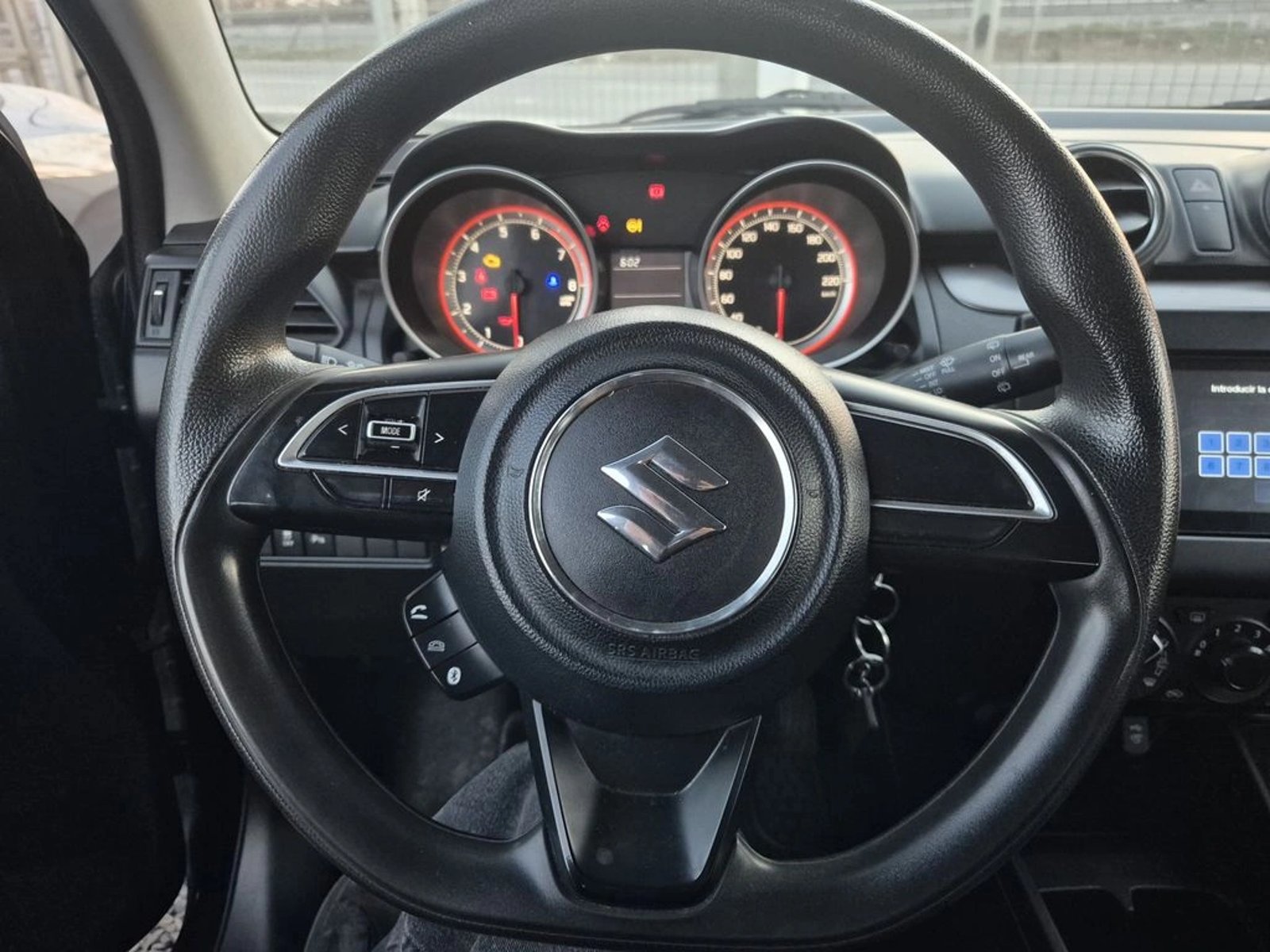 Suzuki SWIFT 1.2 GL MT 2023 - Imagen 10 de 18