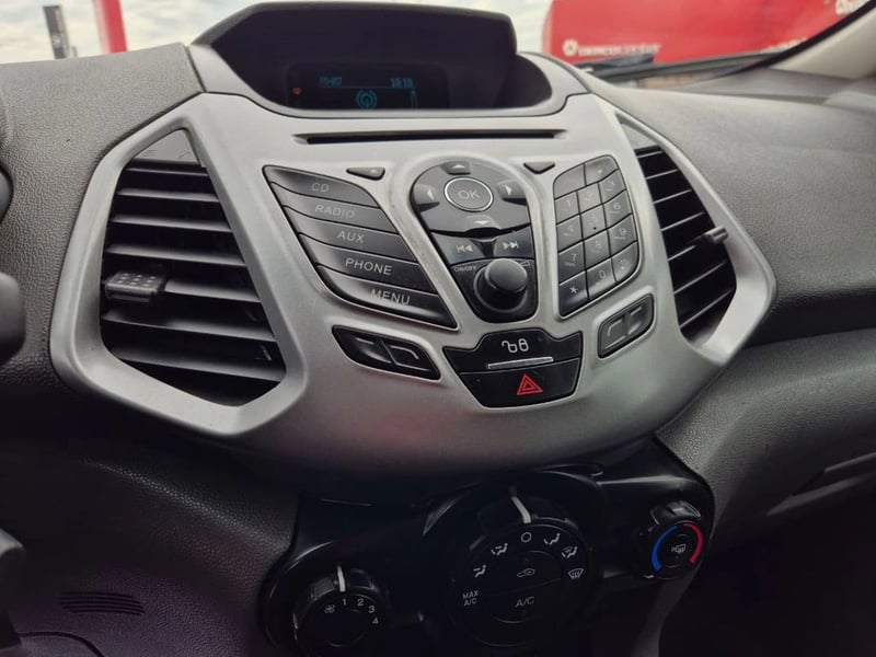 Ford ECOSPORT 1.6 2017 - Imagen 13 de 20