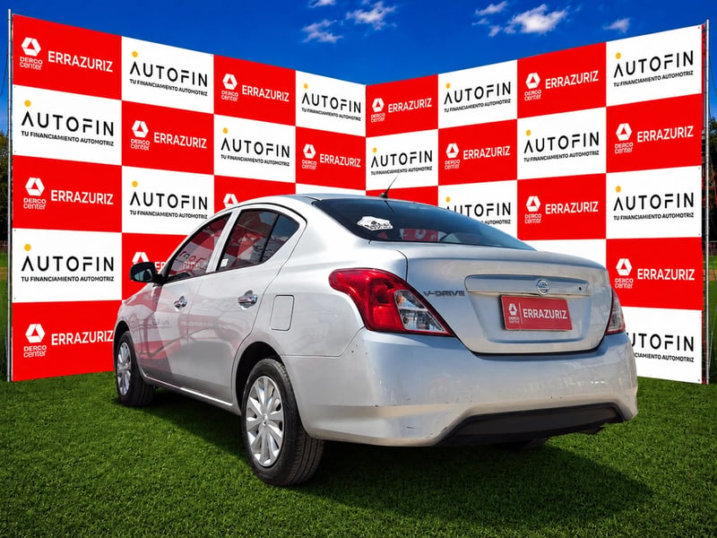 Nissan VERSA 1.5 MT 2021 - Imagen 6 de 20