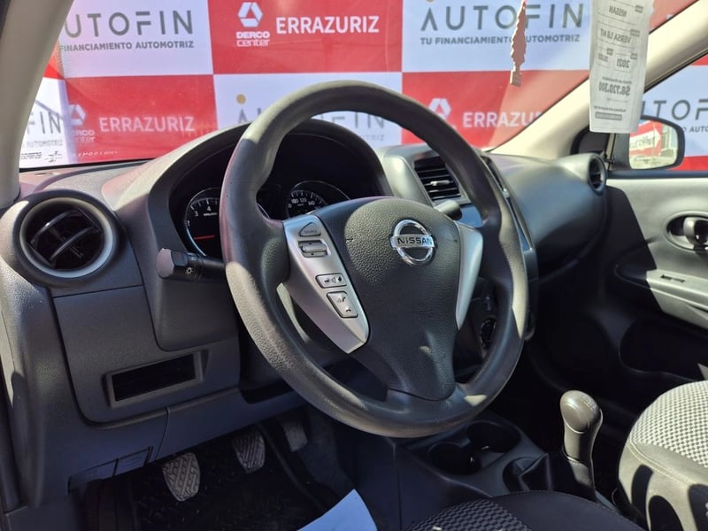 Nissan VERSA 1.5 MT 2021 - Imagen 19 de 20