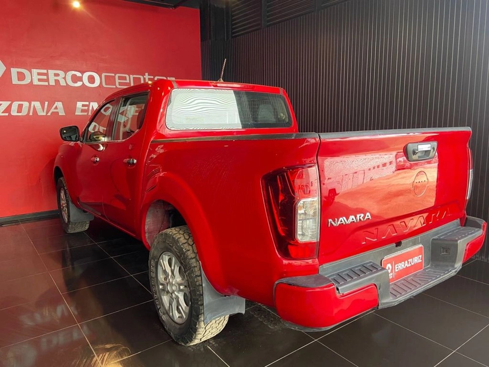 NISSAN NAVARA 2.3D XE DIESEL 4X4 DOB.CAB. AT 4P 2021 - Imagen 4 de 15