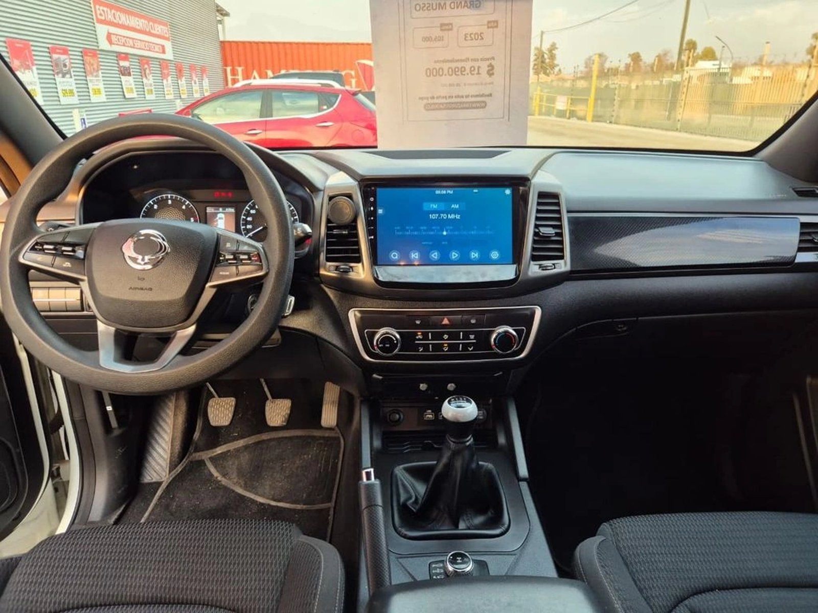 SsangYong GRAND MUSSO 2.2 GRAND GLX TD DIESEL 4WD MT6 4P 2023 - Imagen 11 de 18