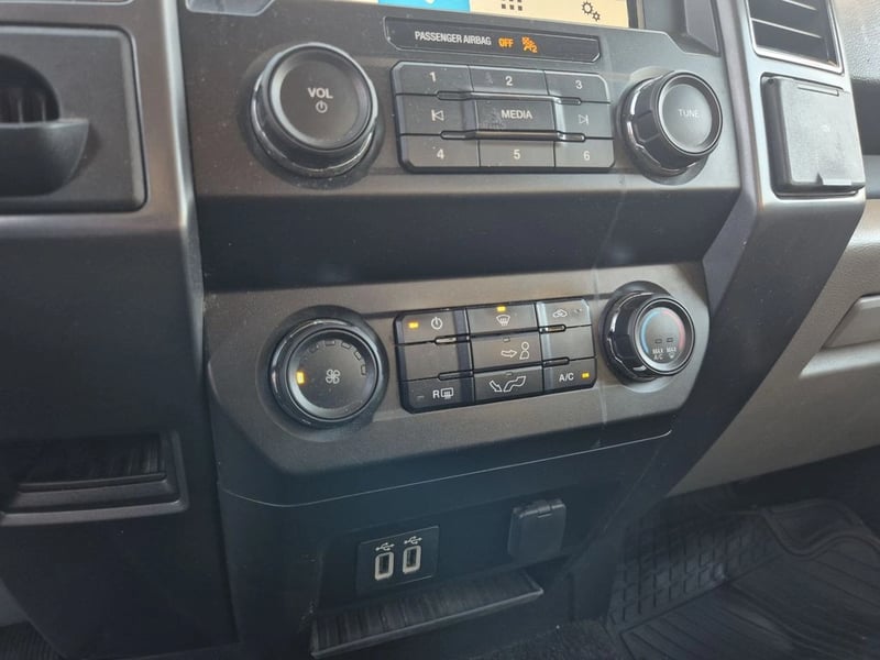 Ford F-150 3.3 CC XLT AT 2020 - Imagen 13 de 20