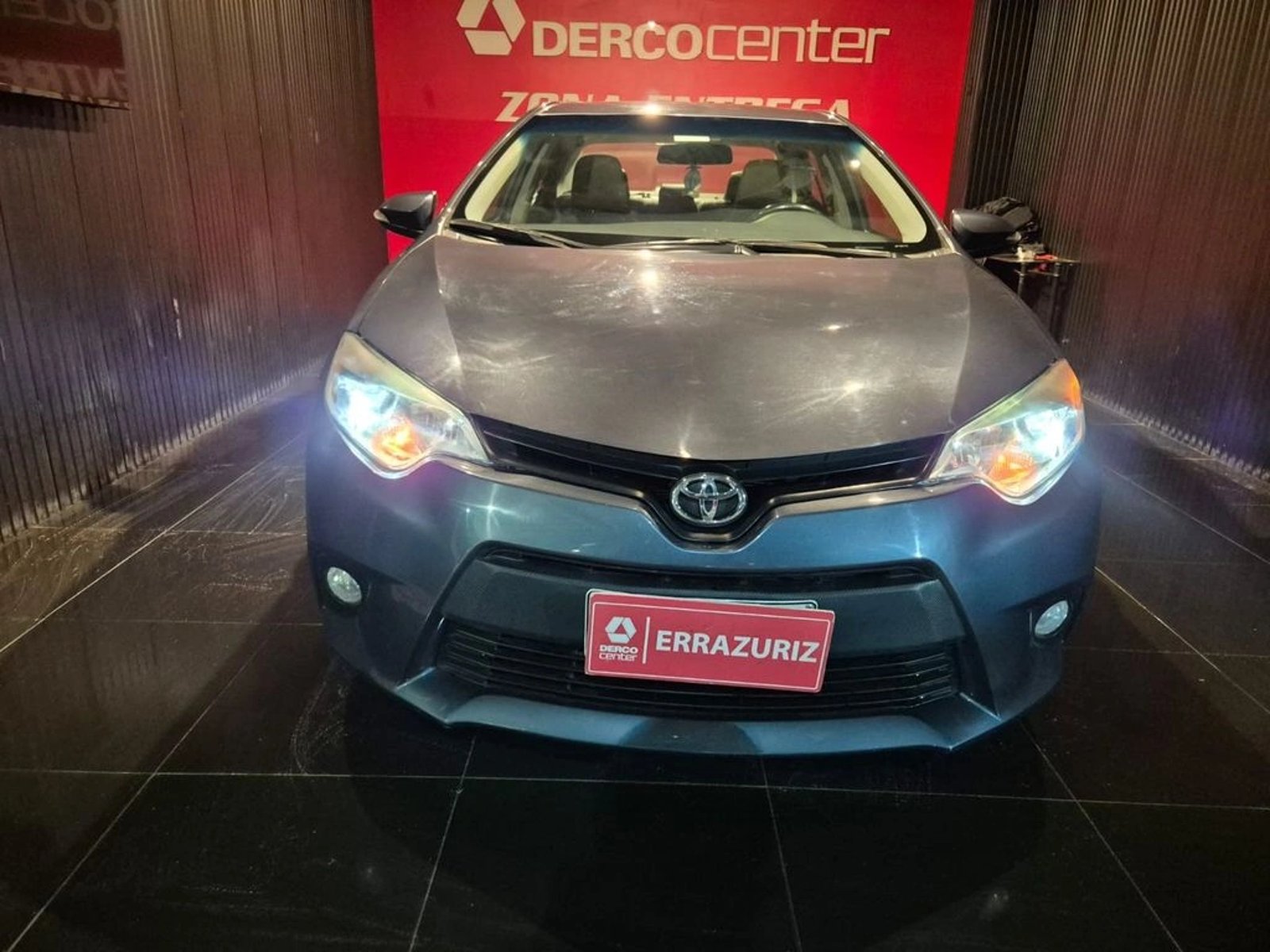 Toyota COROLLA SEDAN LEI AT 2017 - Foto 2 de 15